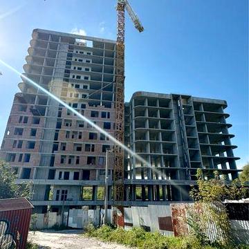 Продаж 2кім. квартири Миколайчука 38