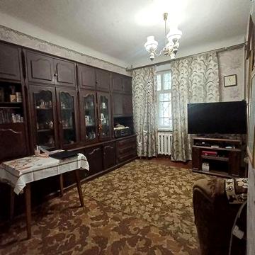 Продам 2 кімнатна шахта Родіна Сталінка