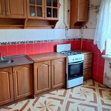 Продаётся квартира 4х можно под коммерцию ПГТ Дымер