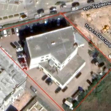 Перлинна вул., 20