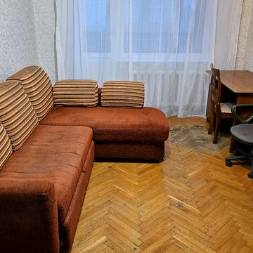 Наталії Ужвій вул., 4