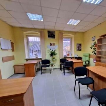 Корятовича пл., 15