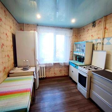Продаж 3-х кімнатної квартири по вул. Космонавтів