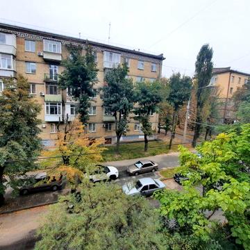 Аренда 3к:Чоколовка ул. Лондонская,3(Питерская),73 м2,с обстановкой