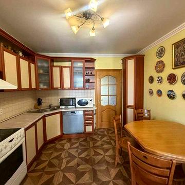 Оренда 3-к квартири, Деснянський р-н, вул. Оноре де Бальзака, 55 В.