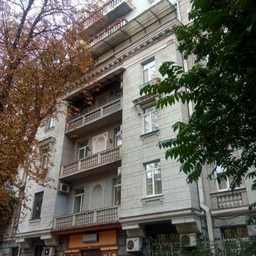 Продаж 5к 150м2 Університет Золоті ворота вул Івана Франка, 22-24