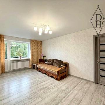 Шахтарський м-н, 36