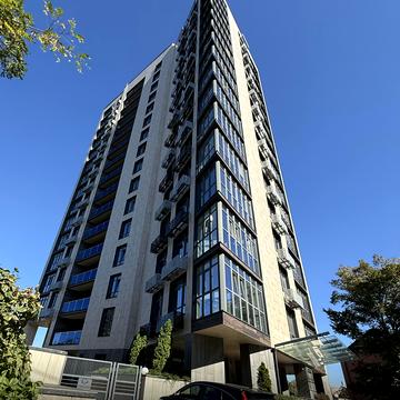 Кудрявська вул., 45