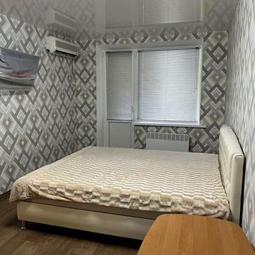 Центр города Площадь(танк) 1 комнатная квартира с современным ремонтом