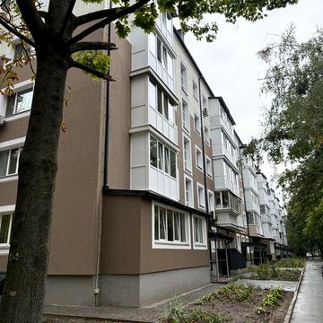 Здам 2- кімнатну квартиру в центрі  Бучі