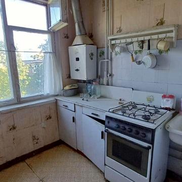 Левка Лукяненка просп. (Рокоссовського), 20