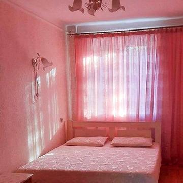 Сдам светлую 2 ком. кв. в шикарном р-не, пр. Шевченко/Шампанский пер.