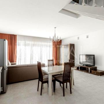 Центральна вул.