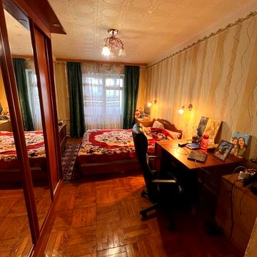 Леся Курбаса просп., 15