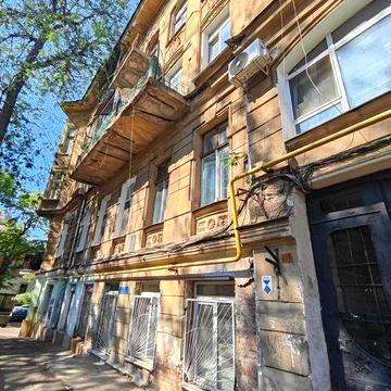 2-кімнатна квартира біля Нового ринку!