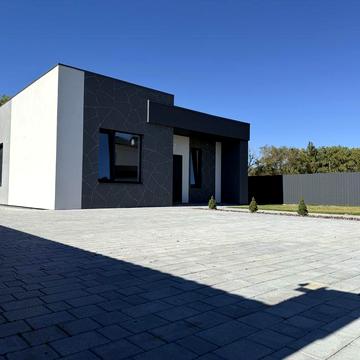 Продам одноповерховий будинок з ремонтом