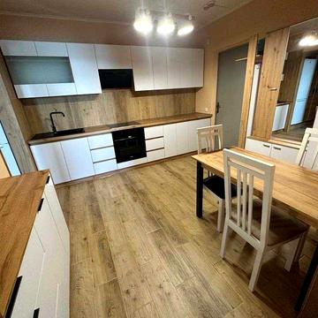 ЖК Ревуцкий.вул.Ревуцького 54.2 кім. 55 м2, 20000 грн.