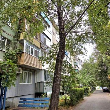 Продам 4 кімн. квартиру. Кр. ринок.