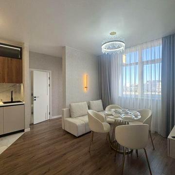 Сдам 2 х комнатную квартиру на Краснова с террасой.