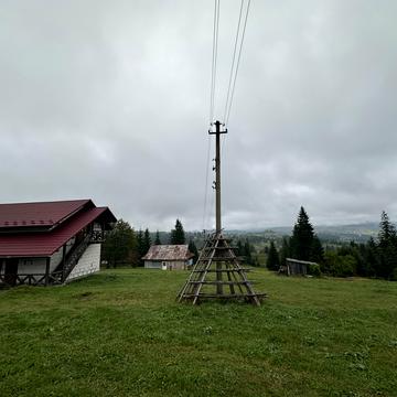 Ворохта, Надвірнянський, Івано-Франківська область 360000.0 USD