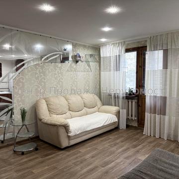 Деревянка вул., 16