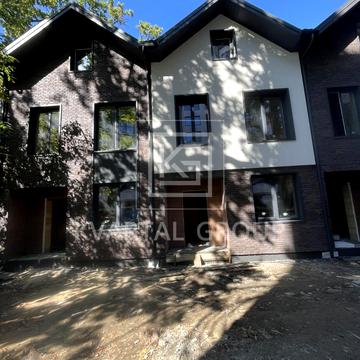 Київська вул.