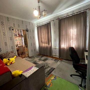 Продам дом возле центрального рынка