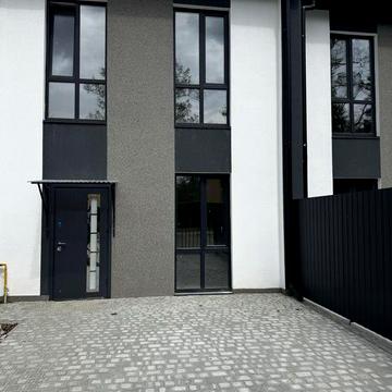 Продам таунхаус з чистовим оздомленням, 1,8 соток у Ворзелі