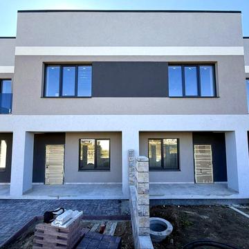Продаж котеджу в «Family Yard»