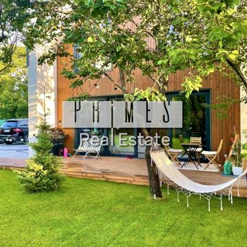 Центральна вул.