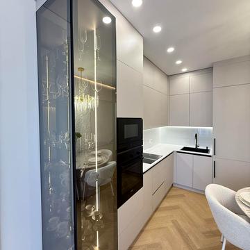 Трикімнатна квартира з неймовірними новим ремонтом в ЖК Атмосфера