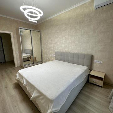 Зарічна вул., 1а