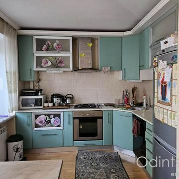 Донецька вул., 35