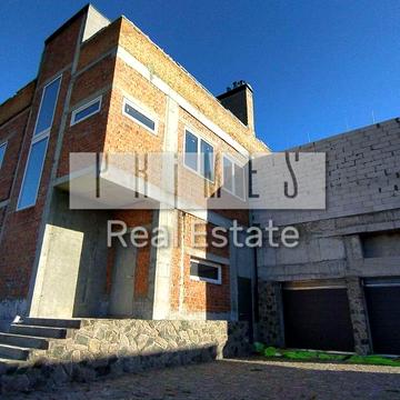 Володимирська вул.