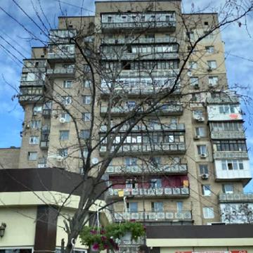 Сергія Ядова вул. (Ювілейна), 61б
