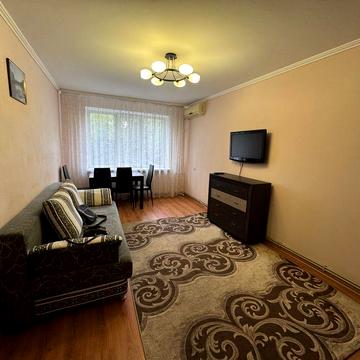 Здається в оренду 2-кімнатна квартира по вулиці Ващука, 33.