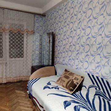 Митрофана Довнар-Запольського вул., 4-А