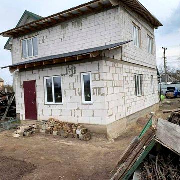Продам будинок в Нових Петрівцях