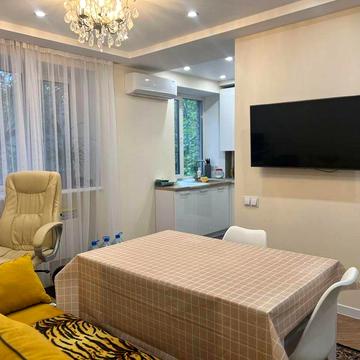 Продам 3х кімнатну квартиру Малий ринок новий Ремонт ЖК ОСББ