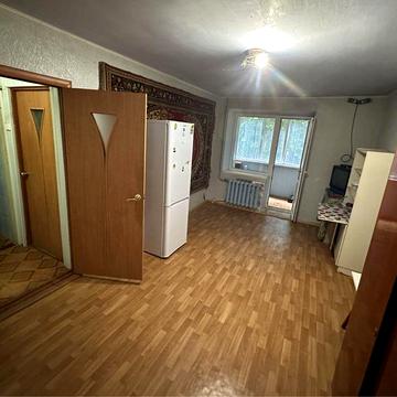 Кімнатна в гуртожитку великої площі* Вулиця Гонгадзе*