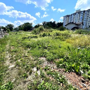 Вокзальна вул.