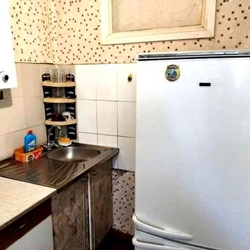 Здам в оренду 1 кім.кварт.на вул.Соборності(Косіора),Металургійн район