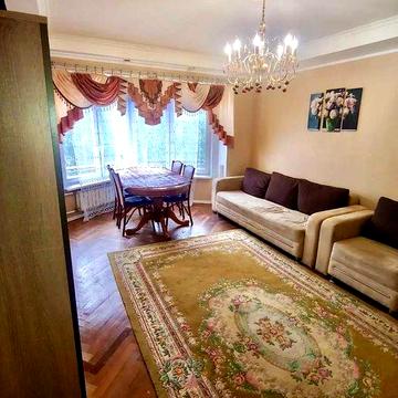 Продаж 4к квартири бул.Лесі Українки 2 Бесарабка Печерськ Палац Спорту