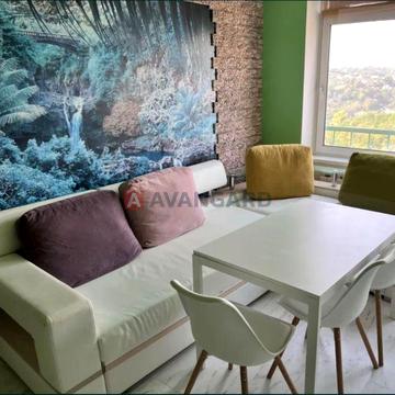 Продаж 2к квартира 73м / просп. Науки 80а