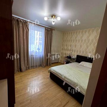 Продам 3-кімнатну кватиру, Лабораторна вул. 14, Печерський PK