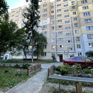 Продаж трикімнатноі , Киів , метро Шулявська