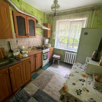 Хороша однокімнатна квартира, спальний район міста.