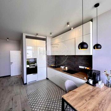 Продаж 2к квартири ЖК Henessy House Поділ Шевченківський р-н