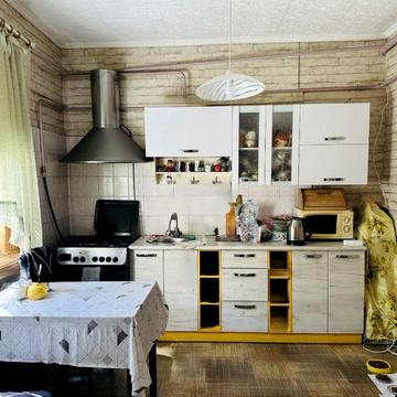 Продаж квартири 4-х кімнатна ( підійде і під бізнес)