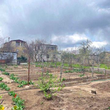 Продам  2-х поверхову дачу в межах міста,  Ракетне Урочище